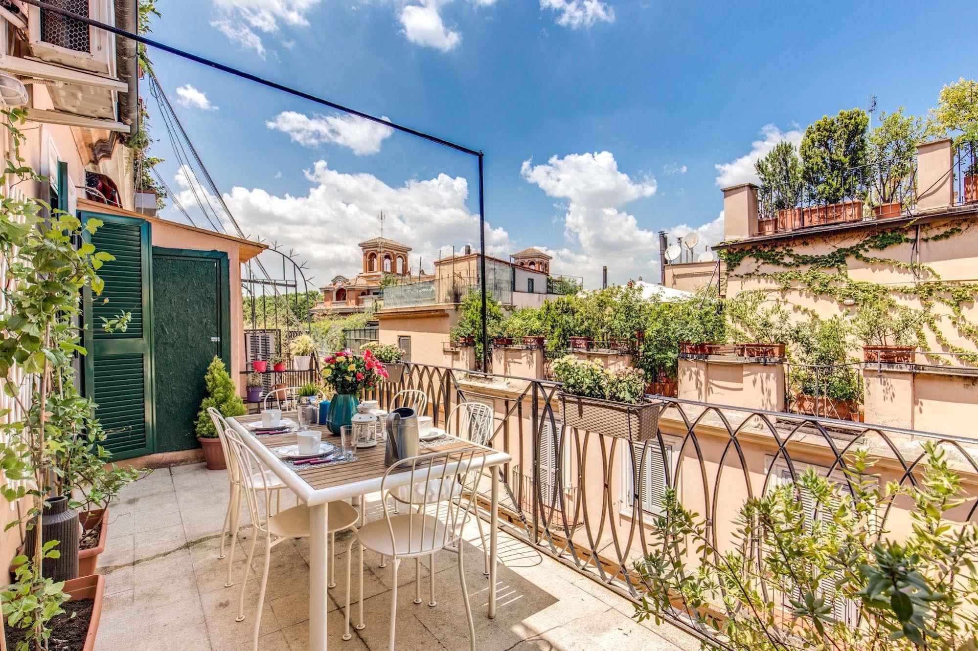 Aweshomeitaly - Spagna Glamour Life Penthouse Roma Exterior foto