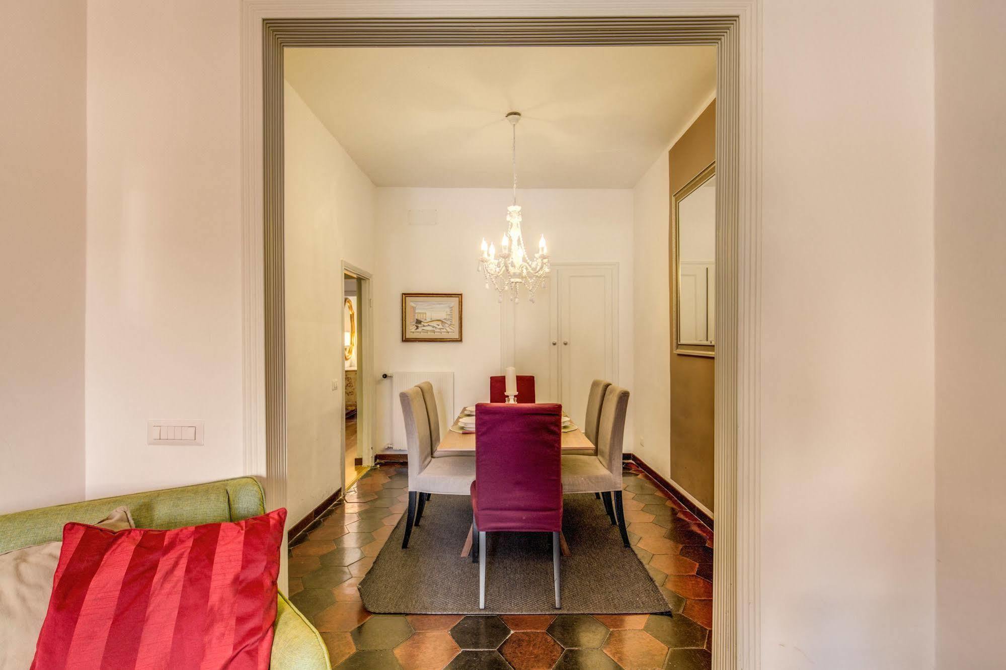 Aweshomeitaly - Spagna Glamour Life Penthouse Roma Exterior foto